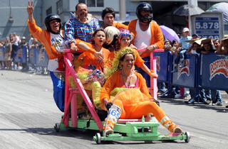 Illustration for article titled NASCAR: Colombia